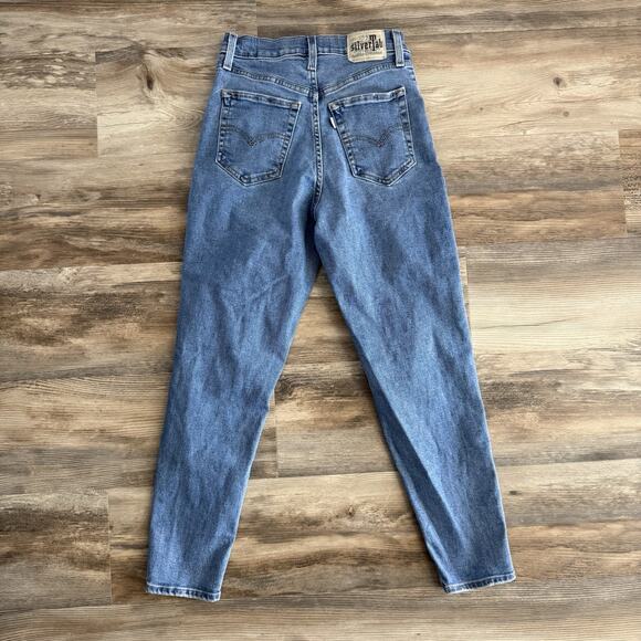 Levi’s SilverTab Mom Jeans Size 26 Medium Blue Wash Distressed - Picture 2 of 6